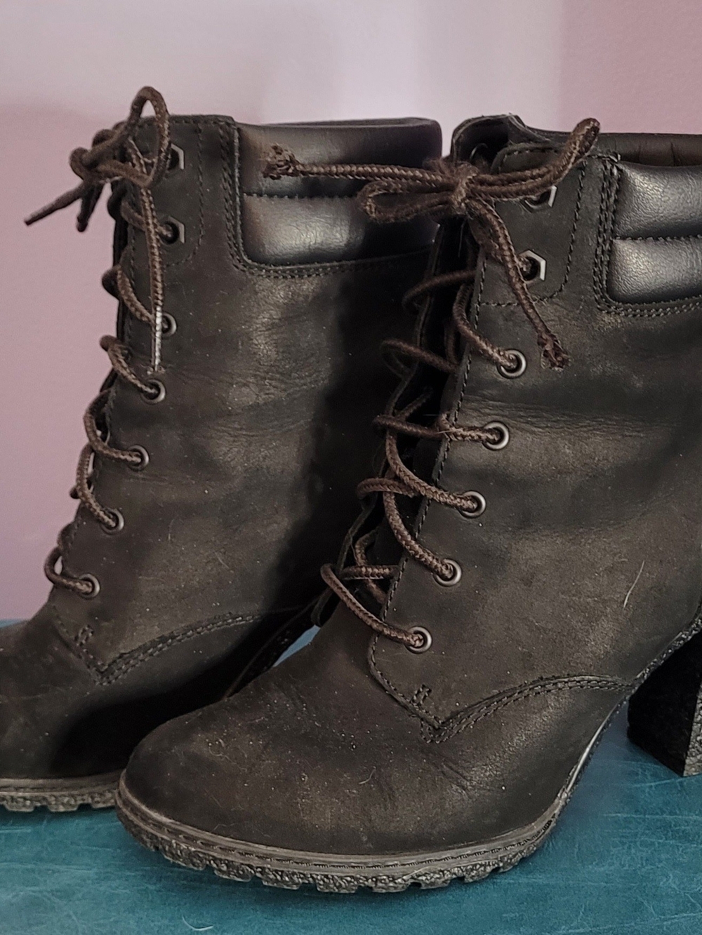 Timberland Black Lace-Up Heeled Ankle Boots